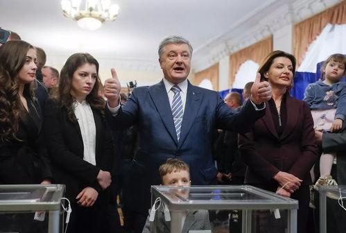 乌克兰总统头条,战局紧张，和平谈判前景堪忧