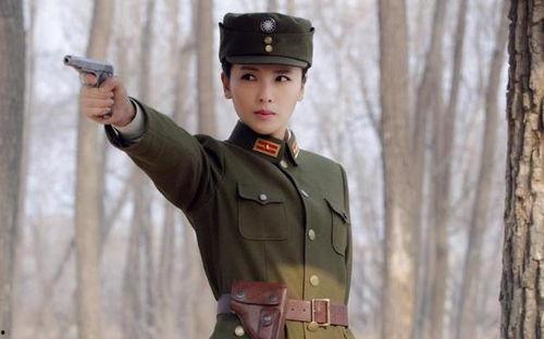 军旅女明星慰问,深情慰问暖兵心